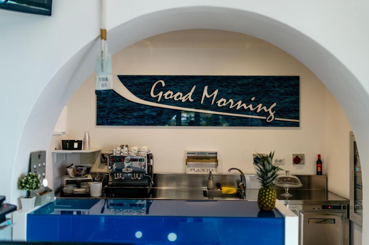 'A Alera Room & Breakfast Malfa  Bagian luar foto