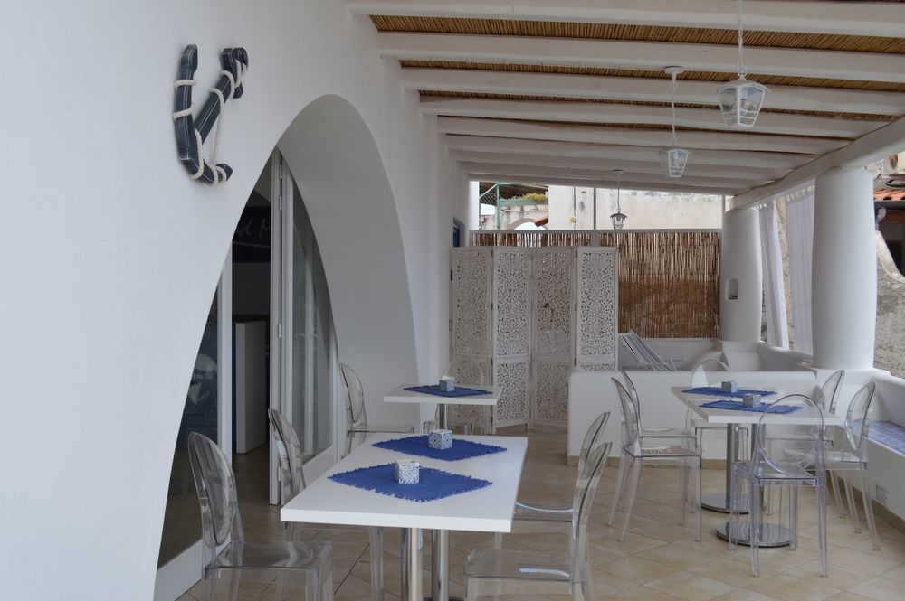 'A Alera Room & Breakfast Malfa  Bagian luar foto